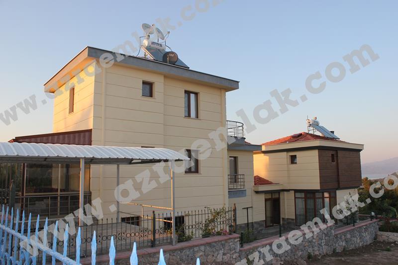 Didimde Lüks Tripleks Satılık Villa