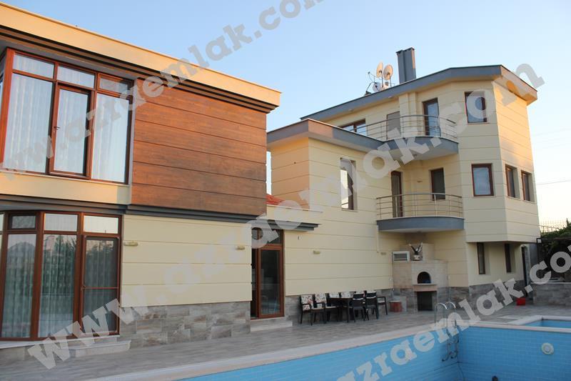 Didimde Lüks Tripleks Satılık Villa